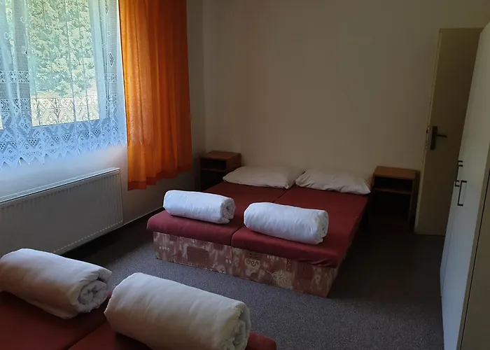 Feriested Mustek